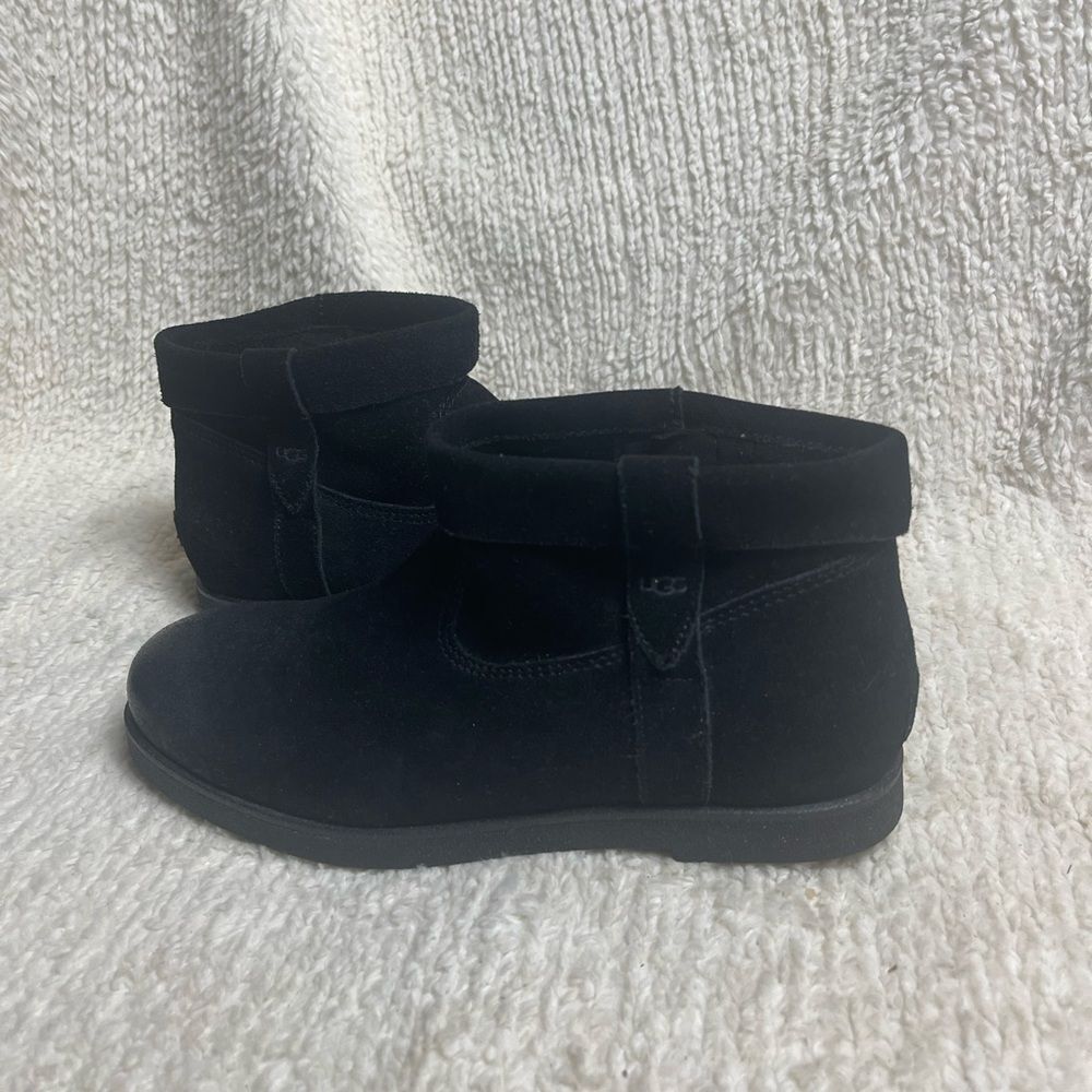 UGG Josefene Cuff leather Black suede ankle boots 1130525 SZ8